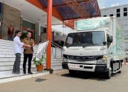 KTB Uji Coba Truk Listrik Mitsubishi Fuso eCanter, Gandeng Pos Indonesia dan Nestle Indonesia