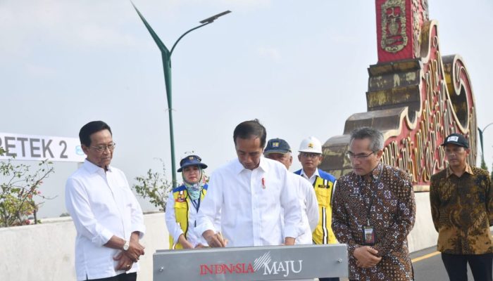 Jokowi Resmikan Jembatan Kretek 2 di Bantul, Perlancar Jalur Lintas Selatan Pulau Jawa