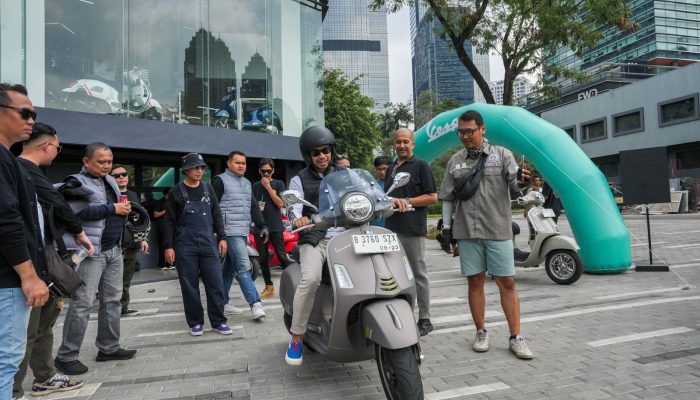 Keseruan Riding dengan Vespa GTS Terbaru di Acara Vespa GTS Riding Experience