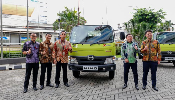 Hino Dapat Sertifikat Tingkat Komponen Dalam Negeri, Satu-Satunya Truk Buatan Lokal