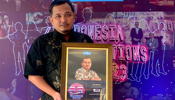 JNE Raih Penghargaan PR Person Award 2023 dalam Indonesia Public Relation Summit 2023