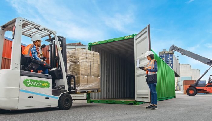 Kolaborasi Deliveree – SPIL Lahirkan Freight Forwarder Berbasis Aplikasi Pertama di Indonesia