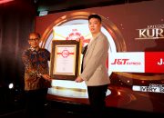 Indeks Kepuasan Layanan Tinggi, J&T Express Sabet Penghargaan Indonesia Original Award 2023