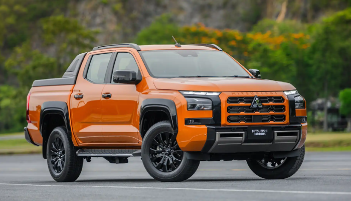 Mitsubhisi All-New Triton Pamer untuk Pertama Kalinya di  Japan Mobility Show 2023