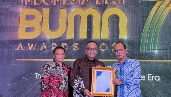 KAI Logistik Raih Penghargaan Indonesia Best BUMN Awards 2023 Kategori Layanan Logistik