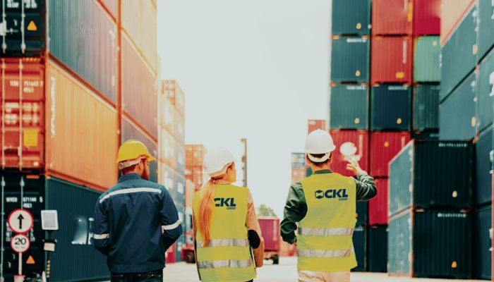 CKL Cargo Lulus Sertifikasi Standar Internasional untuk Mutu Layanan dan Keselamatan