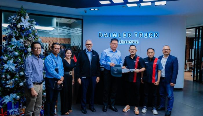 Juragan99 Trans Borong 30 Unit Sasis Bus Mercedes-Benz Berstandar Euro 4