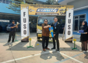 KTB Donasikan Kendaraan Praktik 1 Unit Mitsubishi Fuso ke SMK Assalaam Bandung
