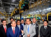 Kunjungi Pabrik VinFast, Jokowi Sambut Baik Rencana Investasi Produsen Mobil Asal Vietnam