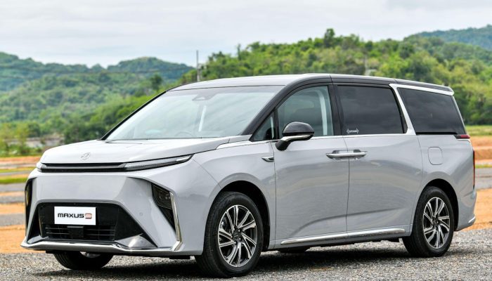 Ramaikan Pasar Mobil Listrik Nasional, MG Maxus 9 dan MG ES EV Mejeng di IIMS 2024