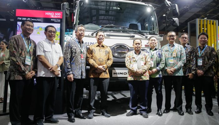 Hino Resmikan Fasilitas Uji Berkala Kendaraan Bermotor (KIR) Swasta di GIICOMVEC 2024