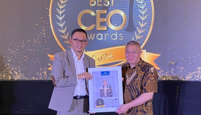 Bos JNE Sabet Penghargaan 5 Tahun Berturut-Turut di Ajang Indonesia Best 50 CEO 2024