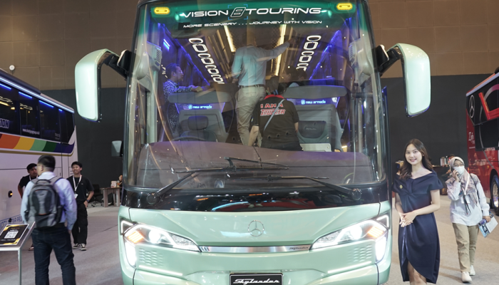 New Armada Rilis Skylander R22 Vision 8 Touring di Busworld Southeast Asia 2024