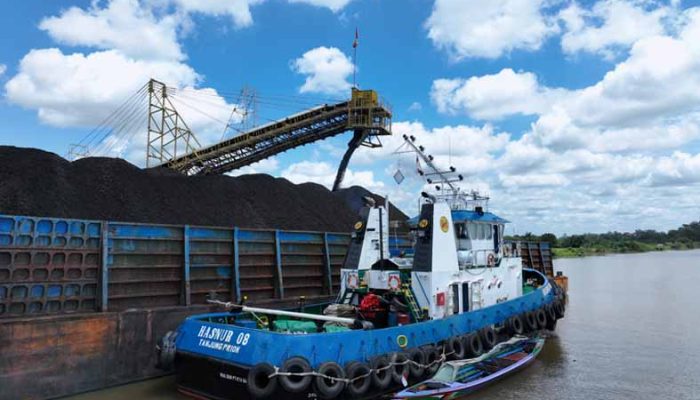 Hasnur Internasional Shipping Raih Penghargaan “The Best Investortrust Companies 2024”