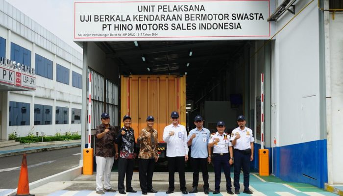 Hino dan Dishub Kota Tangerang Kolaborasi Kelola Unit Pelaksana Uji Berkala Kendaraan Bermotor