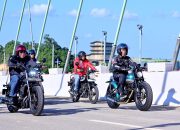 Presiden Jokowi Konvoi Motor Tinjau Progres Pembangunan Jalan Tol Ibu Kota Nusantara