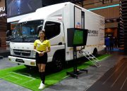 Inovasi Mitsubishi Fuso di GIIAS 2024, Tampilkan Truk VAR Liga Indonesia Baru