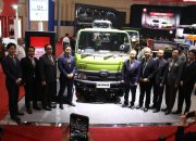 Hino Meluncurkan Light Duty Truck 6×2 di GIIAS 2024, Diklaim Jadi Truk Bebas ODOL