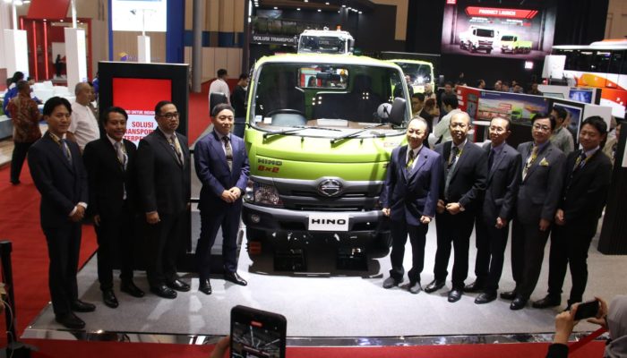 Hino Meluncurkan Light Duty Truck 6×2 di GIIAS 2024, Diklaim Jadi Truk Bebas ODOL