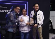 Bus PO Bagong, PO Primajasa dan PO Pesona Turut Ramaikan GIIAS 2024 di Booth Hino