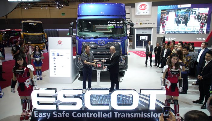 UD Trucks Quester dengan ESCOT Tampil di GIIAS 2024, Usung Teknologi Transmisi Otomatis