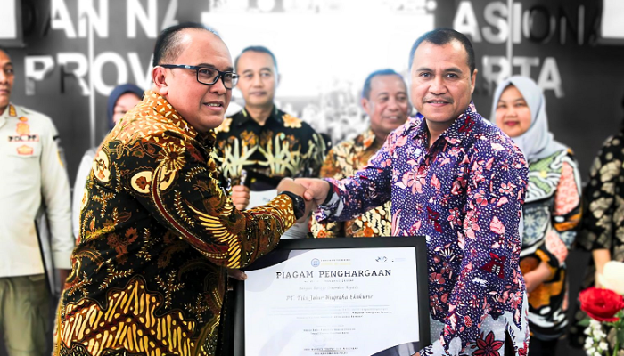 JNE Terima Penghargaan dari Badan Narkotika Nasional Provinsi DKI Jakarta