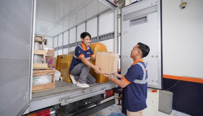 Jelang Wajib Halal Oktober 2024, KALOG Resmi Kantongi Sertifikasi Halal Logistik