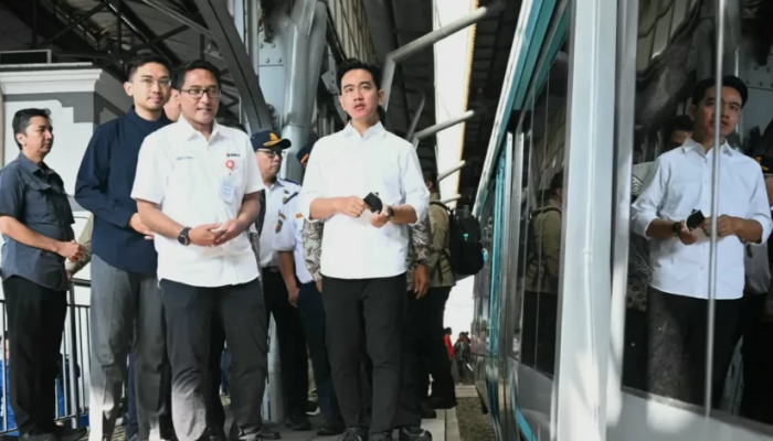 Uji Coba Autonomous Trem Berdaya Baterai, Wapres Gibran Harap Teknologi Ini Direplikasi di Kota Lain