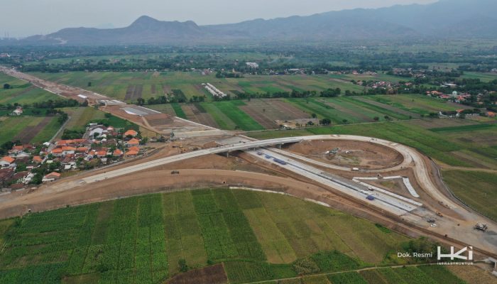 Proyek Jalan Tol Probolinggo – Banyuwangi Dipercepat, Progres Pengerjaan Capai 81,91%