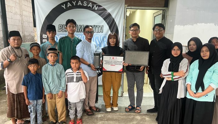 Program Kursus Komputer Gratis Anak Yatim dan Dhuafa, Hino Serahkan Bantuan 20 unit PC