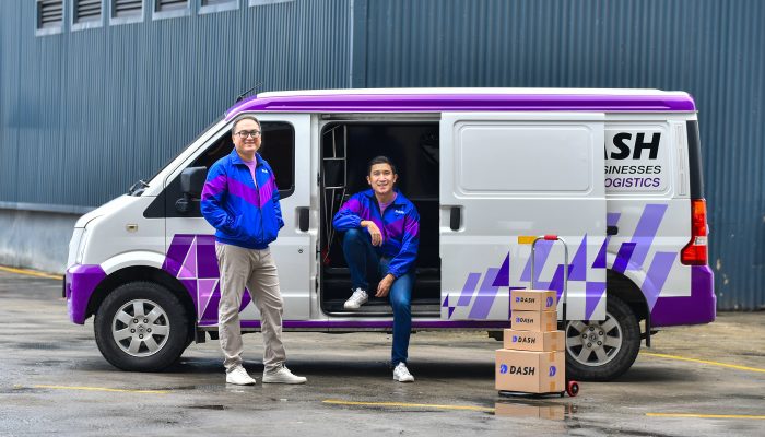 Dash Electric Resmi Luncurkan Layanan logistik Gunakan Mobil Blind Van Listrik