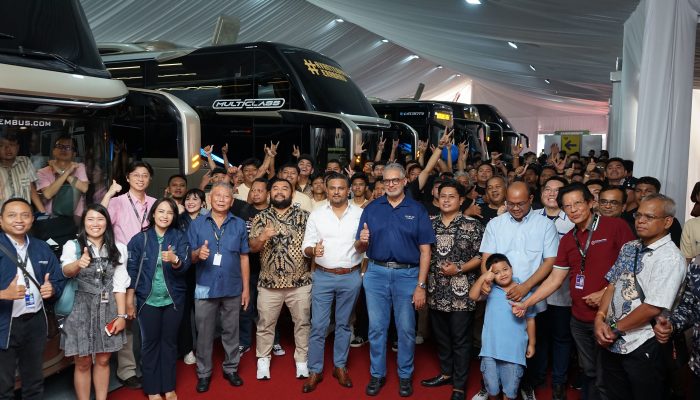 Hadir di GIIAS 2025, Mercedes-Benz Bus Bersama Karoseri Lokal Bangun Transportasi Indonesia