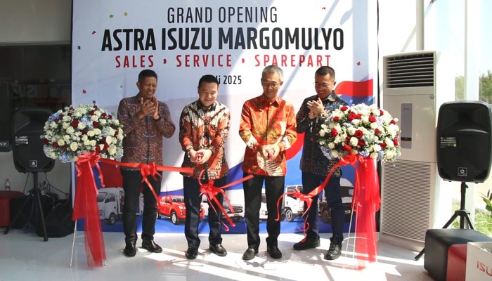 Perkuat dan Percepat Layanan, Isuzu Resmikan  Astra Isuzu Margomulyo di Surabaya