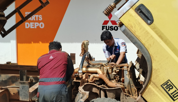 Sektor Logistik Cerah, Mitsubishi Fuso Siapkan Bengkel Siaga 24 Jam Dukung Operasional Bisnis