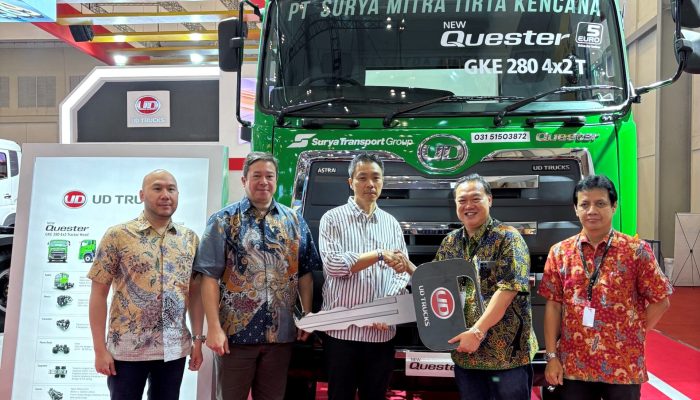 UD Trucks Serah Terima 9 Unit Quester GKE 280 Euro 5 kepada PT Surya Mitra Tirta Kencana