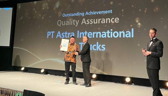 Rayakan 50 Tahun Kiprahnya, Astra UD Trucks Raih Quality Assurance Award 2025 di Jepang
