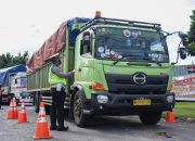 Dedi Mulyadi Larang Truk ODOL Beroperasi di Jalanan Jawa Barat per 2 Januari 2026