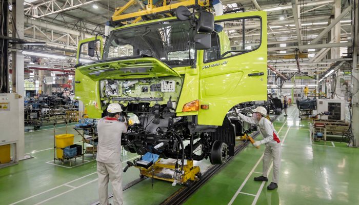 43 Tahun Hadir di Indonesia, Hino Perkuat Kontribusi Manufaktur dan Industri Nasional