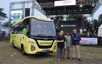 Hino Serahkan Unit Anniversary PO Sima Perkasya Produksi Karoseri Trijaya Union di Jamnas Bismania 2026