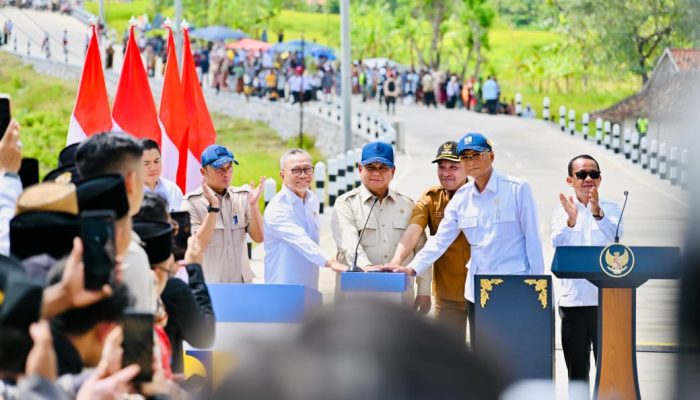 Resmikan 1.151 KM Jalan Daerah se-Indonesia, Prabowo: Infrastruktur Jalan adalah Fondasi Ketahanan Pangan